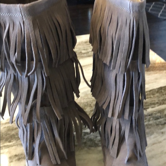 Lauren Conrad fringe boots suede - Picture 3 of 3